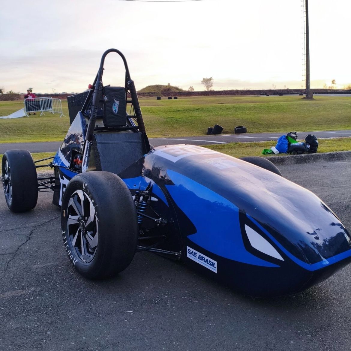 Minerva E‑Racing mark